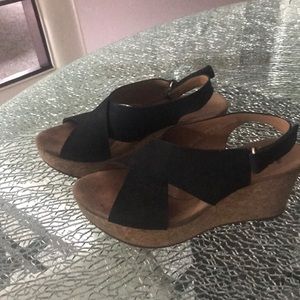 Clark’s shoe size 7